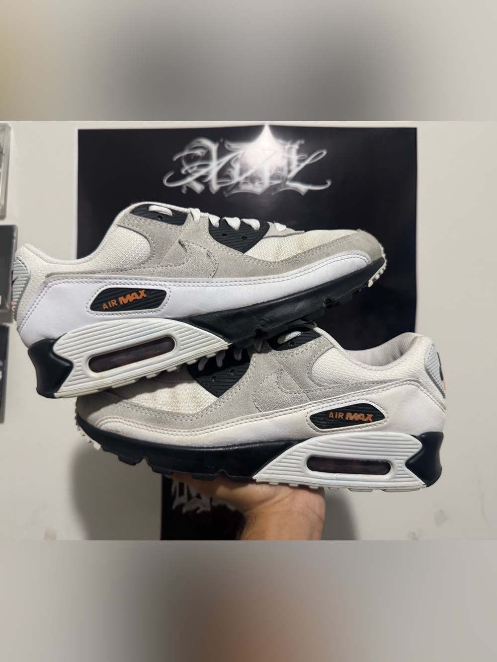 Nike Air Max 90 White black Hot Curry size 10 men